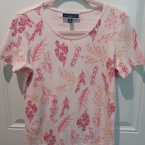 KAREN SCOTT PETITE MEDIUM COTTON BOTANICAL DESIGN TOP!